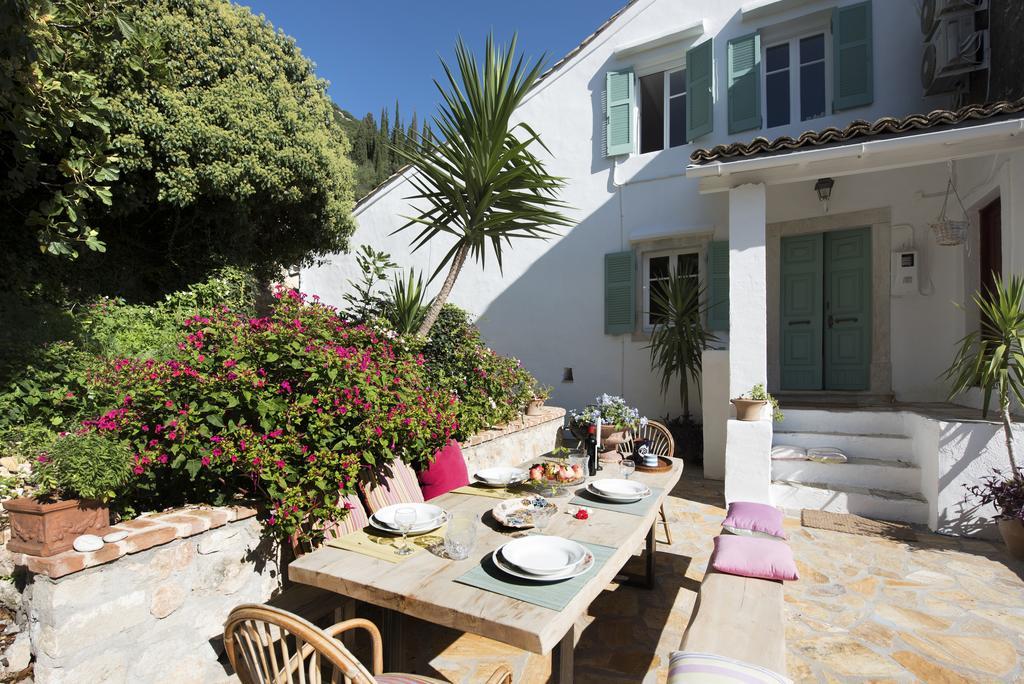 White Jasmine Cottage Ano Korakiana Exterior photo